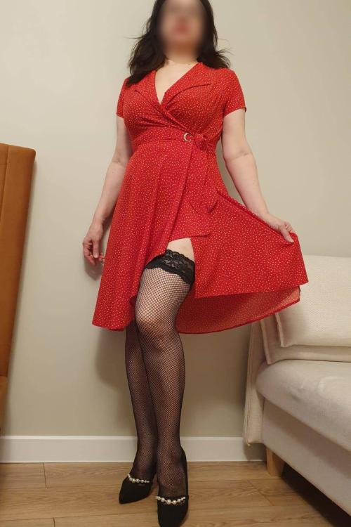 Девушка Проститутка в Питере у метро Сенная площадь