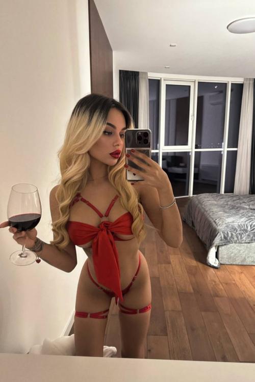 Проститутка Анастасия, СПб у метро Комендантский проспект