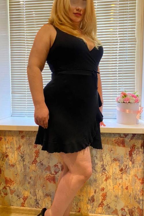 Девушка Проститутка в Питере у метро Лесная