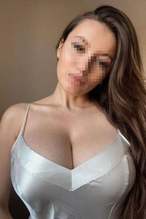 Девушка Проститутка в Питере у метро Купчино