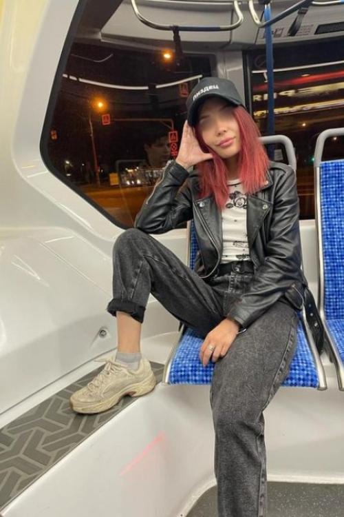 Девушка Проститутка в Питере у метро Проспект Ветеранов