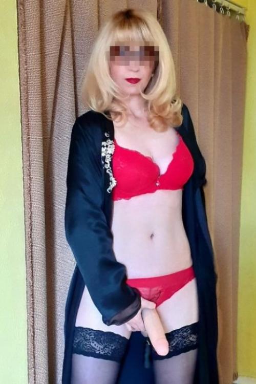 Девушка Проститутка в Питере у метро Ленинский проспект