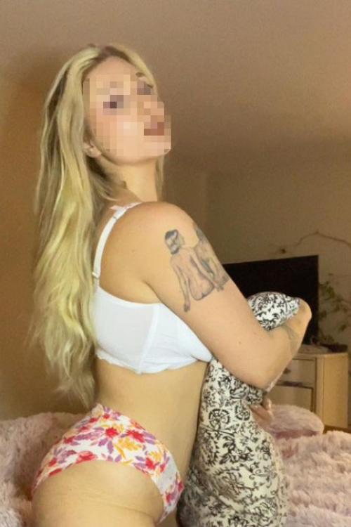 Девушка Проститутка в Питере у метро Гражданский проспект