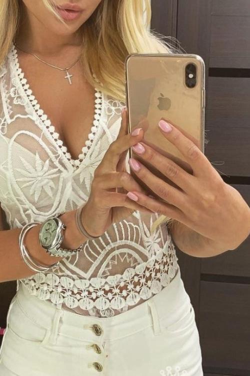 Девушка Проститутка в Питере у метро Владимирская