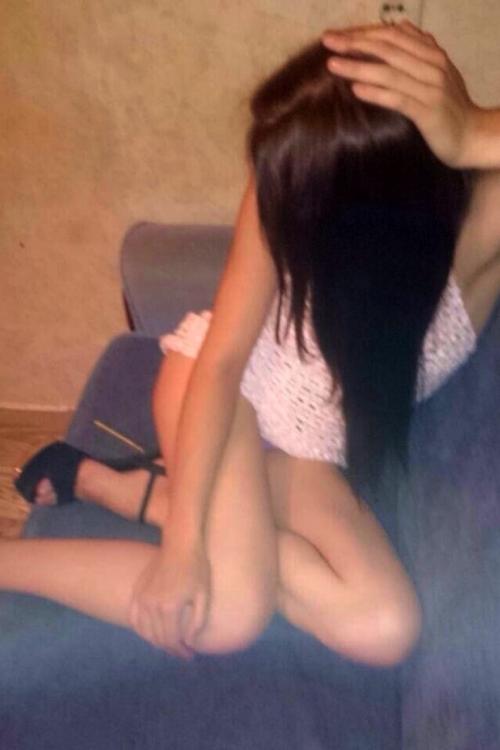 Девушка Проститутка в Питере у метро Дунайская