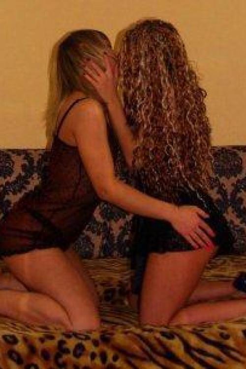 Девушка Проститутка в Питере у метро Международная