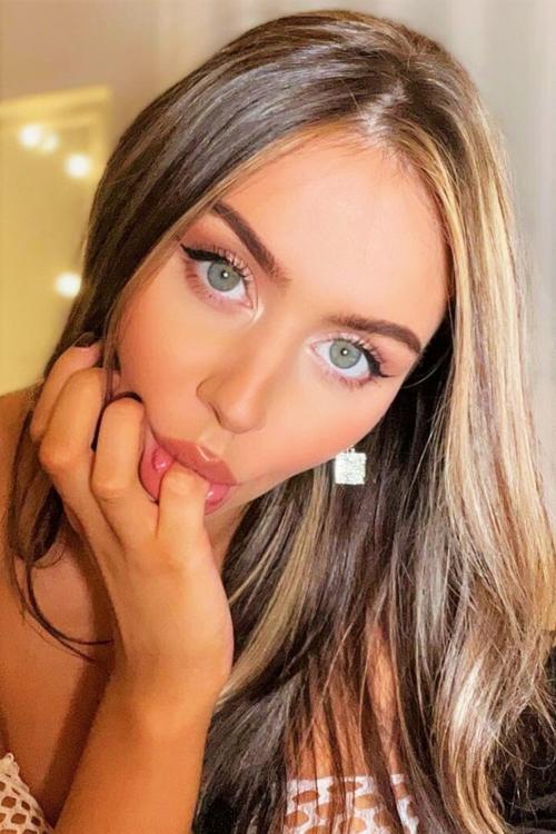 Девушка Проститутка в Питере у метро Беговая