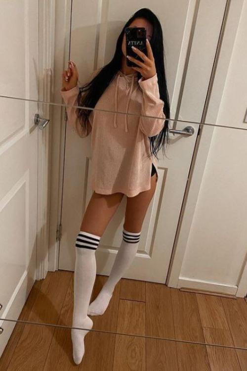 Девушка Проститутка в Питере у метро Кировский завод