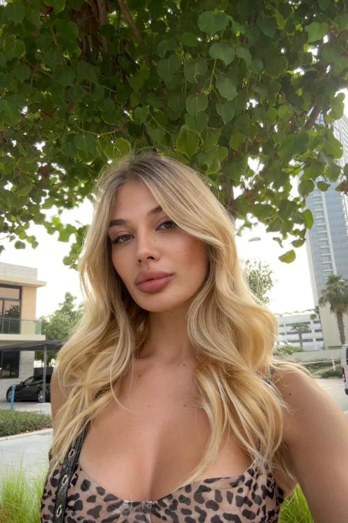 Девушка Проститутка в Питере у метро Фрунзенская