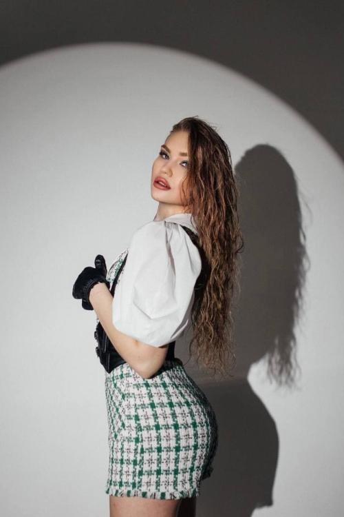 Девушка Проститутка в Питере у метро Звенигородская