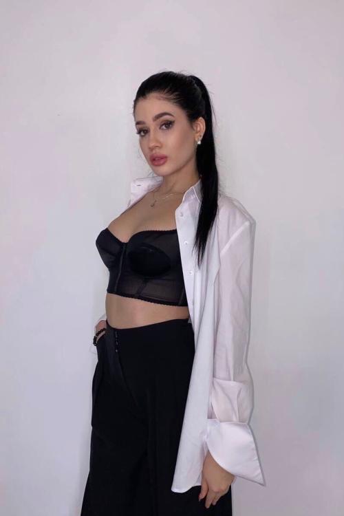 Девушка Проститутка в Питере у метро Сенная площадь