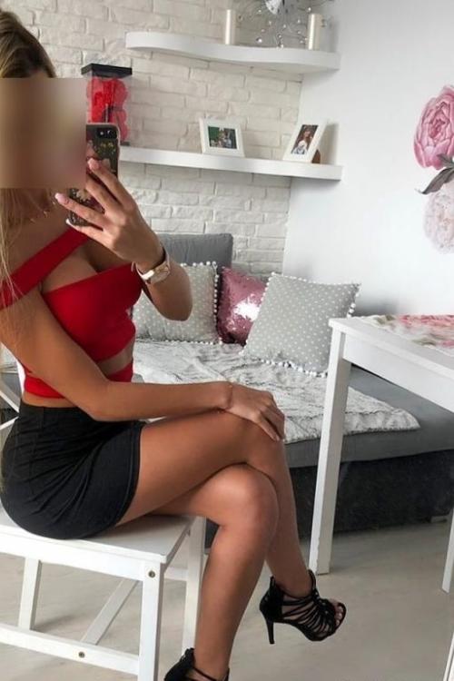 Девушка Проститутка в Питере у метро Гражданский проспект