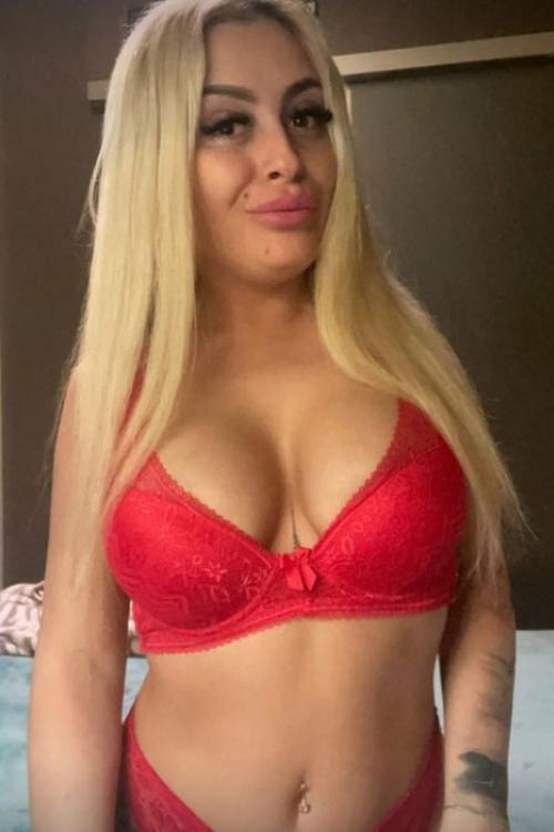 Девушка Проститутка в Питере у метро Гражданский проспект