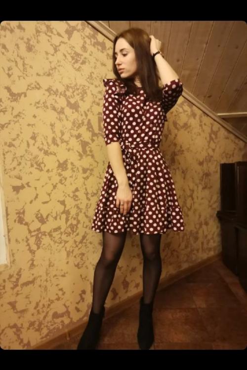 Девушка Проститутка в Питере у метро Владимирская