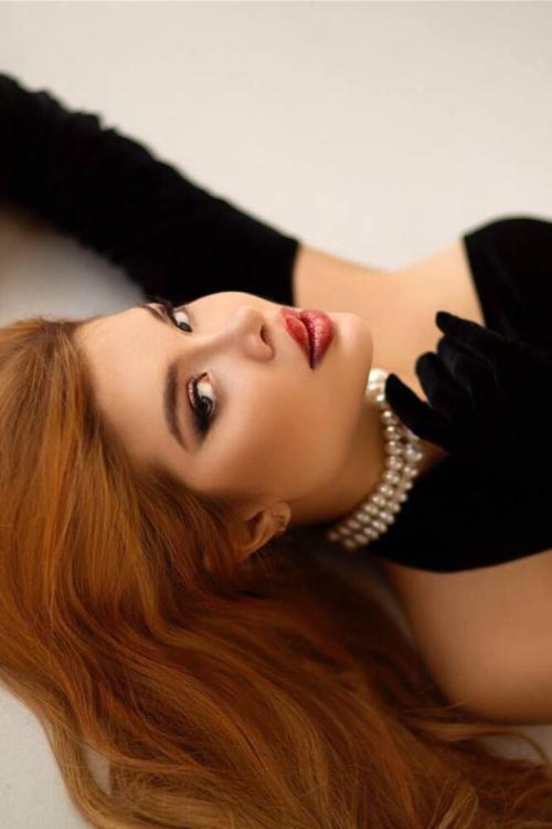 Девушка Проститутка в Питере у метро Ладожская