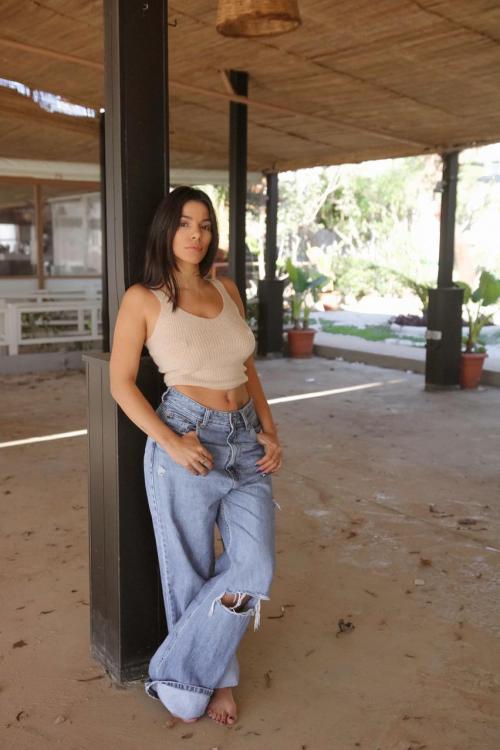 Девушка Проститутка в Питере у метро Чернышевская