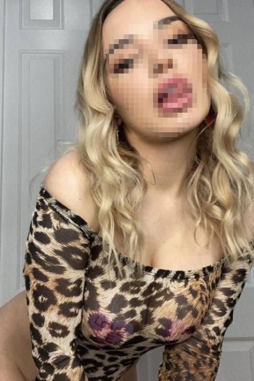 Девушка Проститутка в Питере у метро Технологический институт