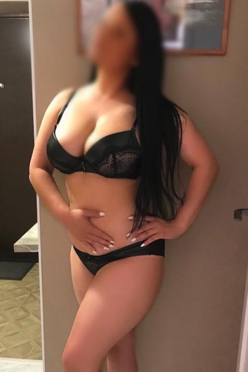 Девушка Проститутка в Питере у метро Технологический институт