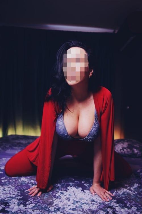 Девушка Проститутка в Питере у метро Гражданский проспект