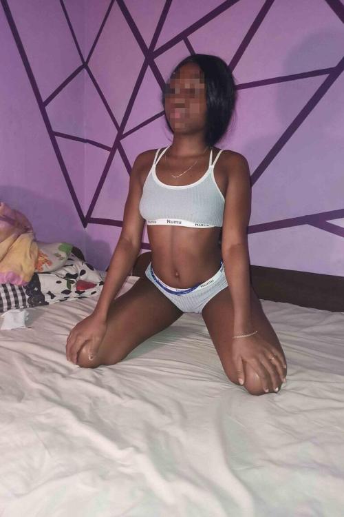 Проститутка Бьянка Негритянка, в Питере у метро Ленинский проспект