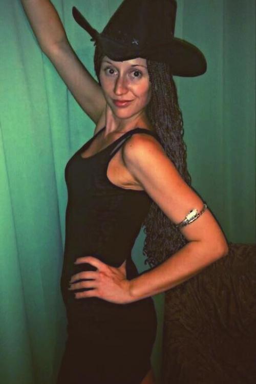 Девушка Проститутка в Питере у метро Спортивная