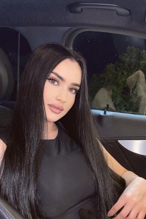 Девушка Проститутка в Питере у метро Адмиралтейская