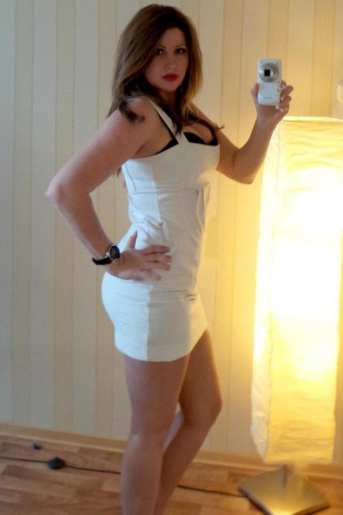 Девушка Проститутка в Питере у метро Парк Победы