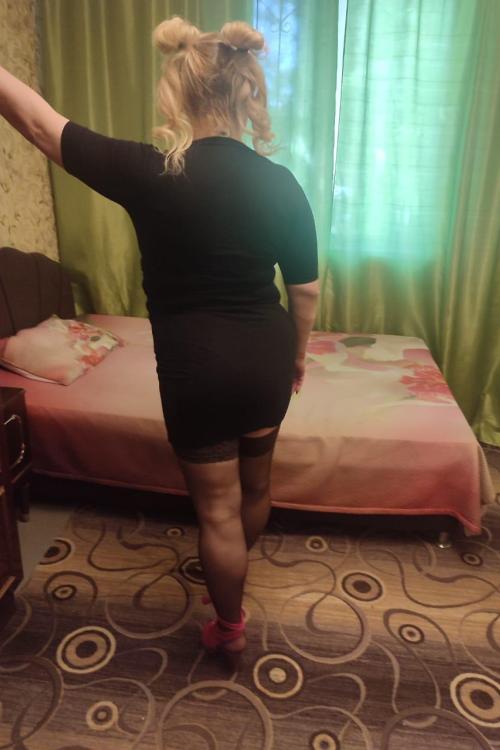 Девушка Проститутка в Питере у метро Проспект Большевиков