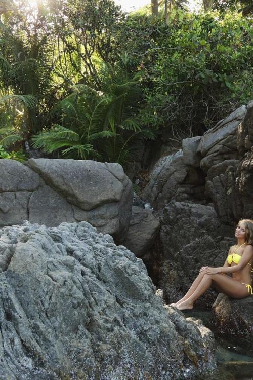 Девушка Проститутка в Питере у метро Обводный канал