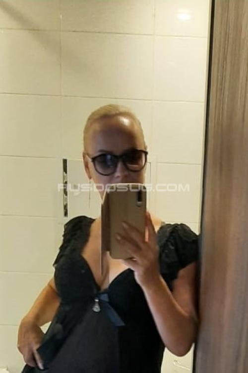 Девушка Проститутка в Питере у метро Проспект Просвещения