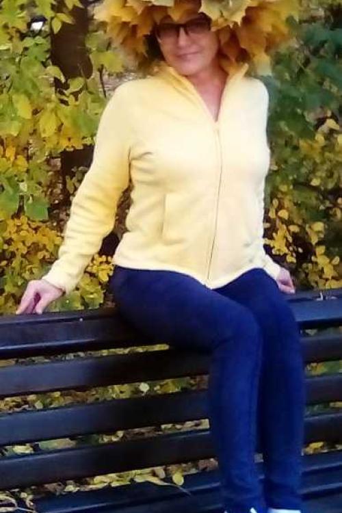 Девушка Проститутка в Питере у метро Электросила