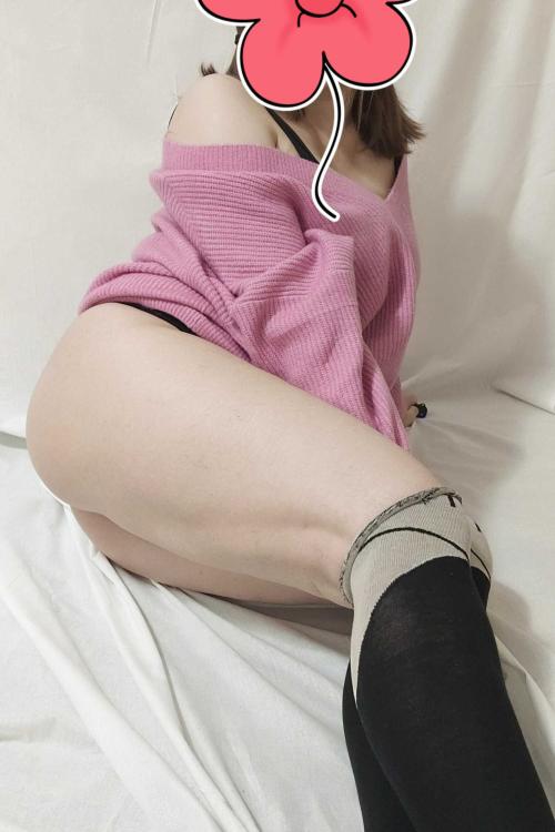 Девушка Проститутка в Питере у метро Парнас