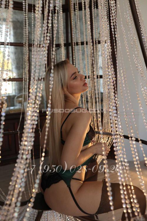 Девушка Проститутка в Питере у метро Московские ворота