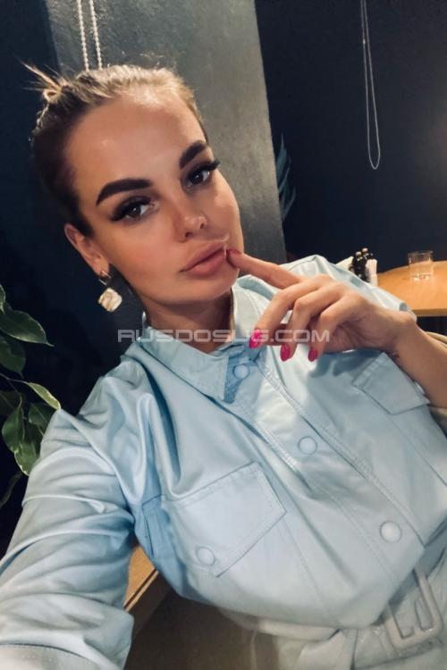 Девушка Проститутка в Питере у метро Адмиралтейская