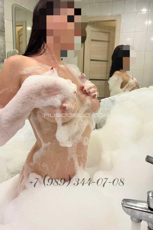 Девушка Проститутка в Питере у метро Приморская