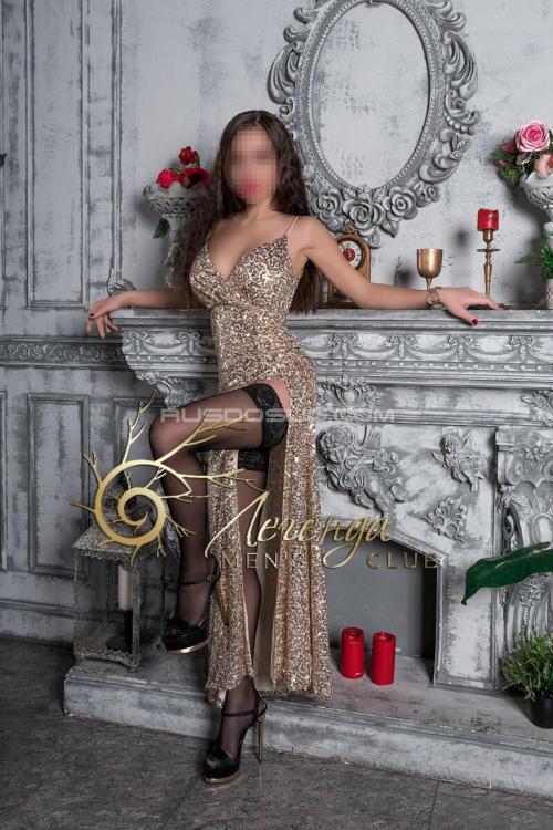 Девушка Проститутка в Питере у метро Маяковская