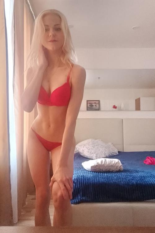 Девушка Проститутка в Питере у метро Проспект Просвещения