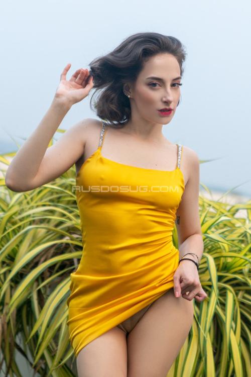 Девушка Проститутка в Питере у метро Пионерская