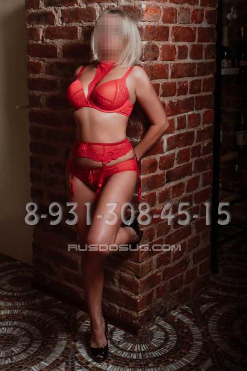 Девушка Проститутка в Питере у метро Приморская