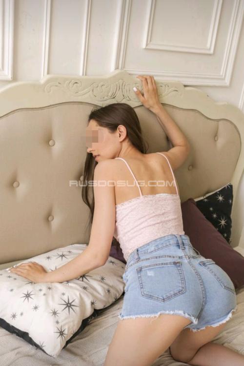 Девушка Проститутка в Питере у метро Владимирская