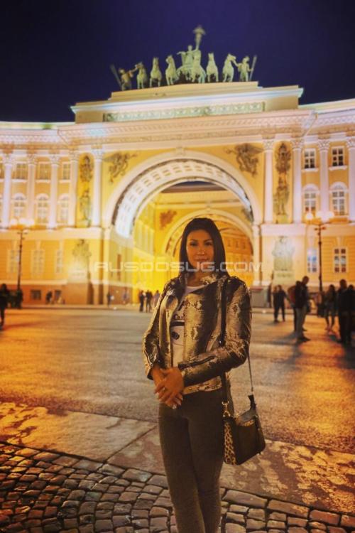 Девушка Проститутка в Питере у метро Купчино