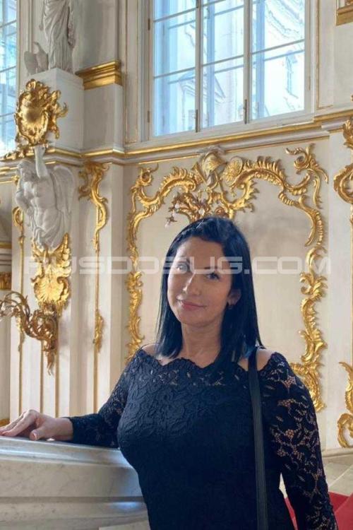 Девушка Проститутка в Питере у метро Купчино