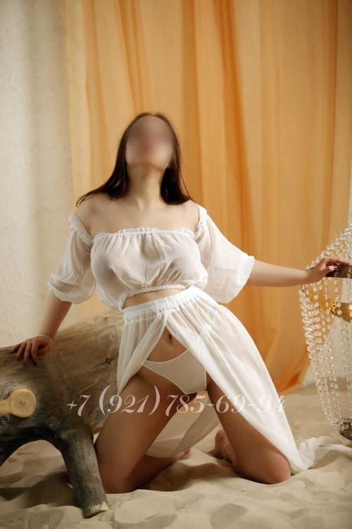 Девушка Проститутка в Питере у метро Проспект Большевиков