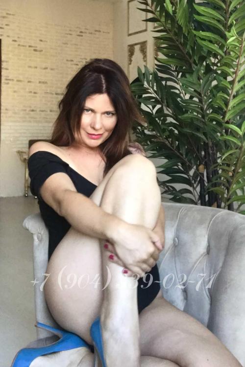 Девушка Проститутка в Питере у метро Площадь Мужества