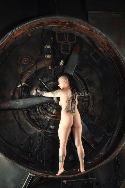 Девушка Проститутка в Питере у метро Сенная площадь