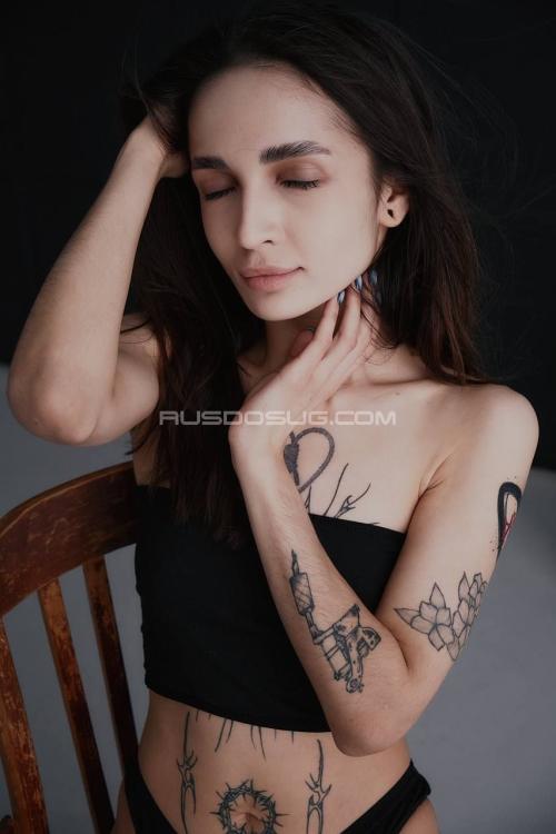 Девушка Проститутка в Питере у метро Комендантский проспект