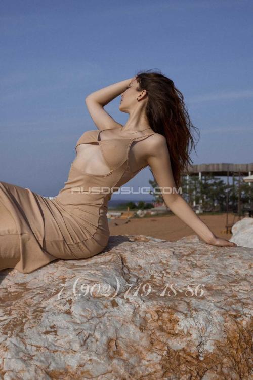 Девушка Проститутка в Питере у метро Чёрная речка