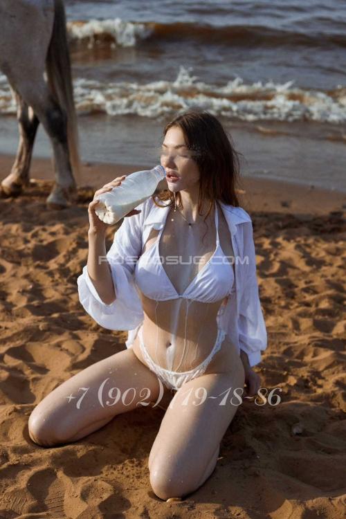 Девушка Проститутка в Питере у метро Чёрная речка