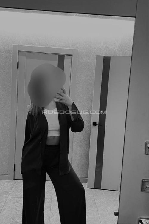 Девушка Проститутка в Питере у метро Чёрная речка