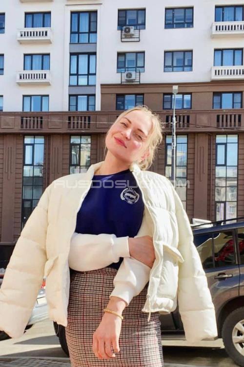 Девушка Проститутка в Питере у метро Парк Победы